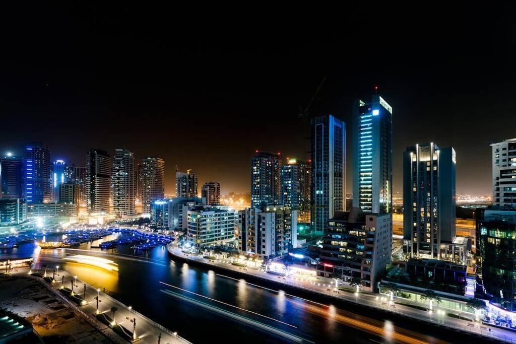 Wsuites - Big Terrace With Beautiful Marina View Dubai Buitenkant foto